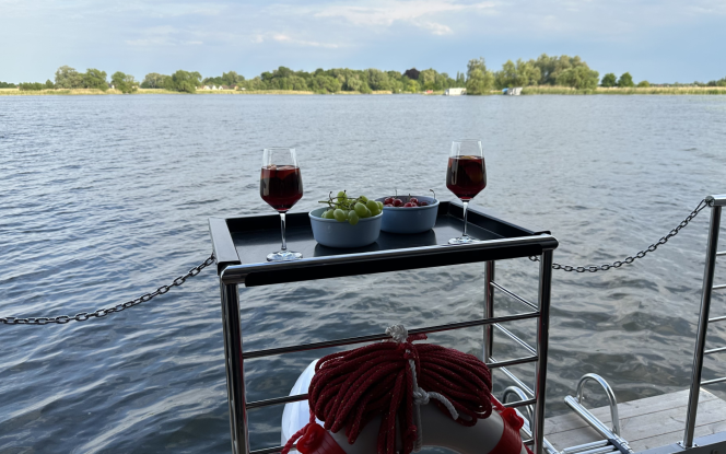 Hausboot Kolibri | Waterbus S.C. Independent Bild 9