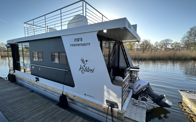 Hausboot Kolibri | Waterbus S.C. Independent Bild 2