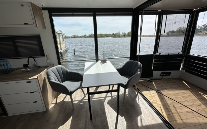 Hausboot Kolibri | Waterbus S.C. Independent Bild 15