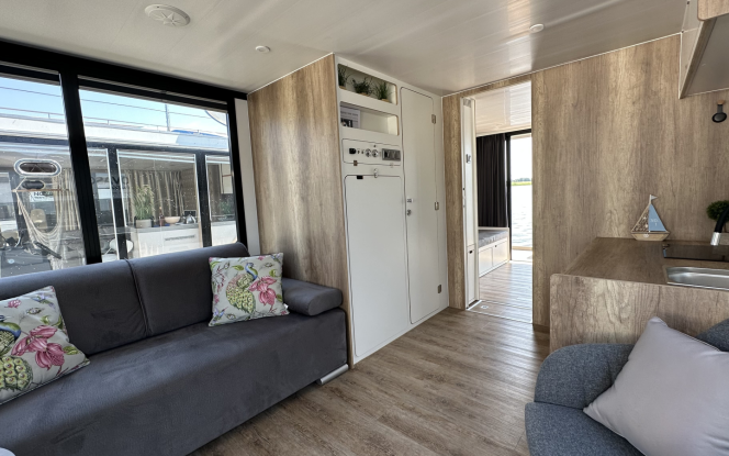 Hausboot Kolibri | Waterbus S.C. Independent Bild 17