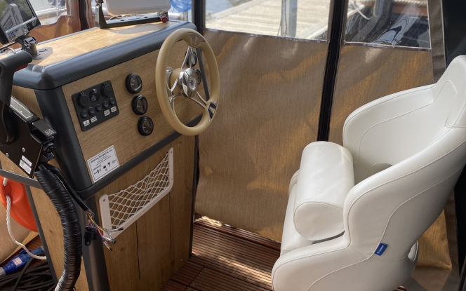 Hausboot Leon | Woma D13 Bild 9