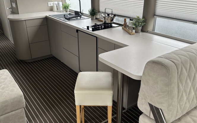 Hausboot Luxboot Sweet Dreams bis 6 Personen, führerscheinfrei mieten Bild 9