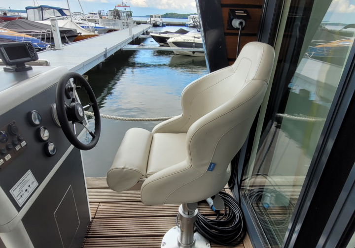 Hausboot Mia Lotta- führerscheinfrei- Bild 5