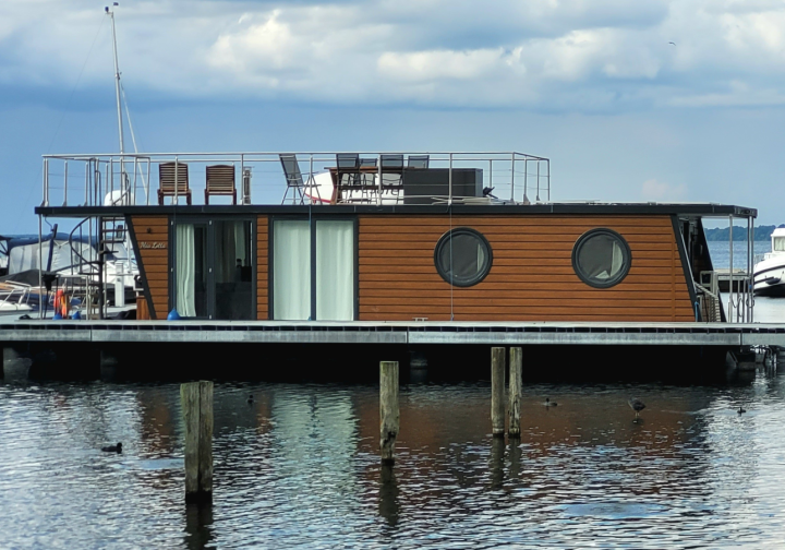 Hausboot Mia Lotta- führerscheinfrei- Bild 1