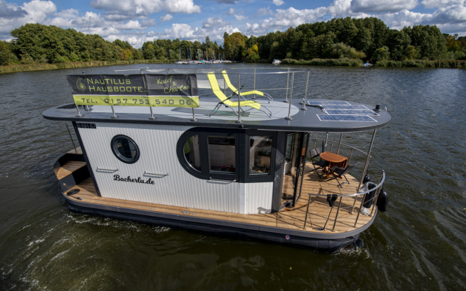 Hausboot Nautiki mini - Hausboot (führerscheinfrei) Bild 1