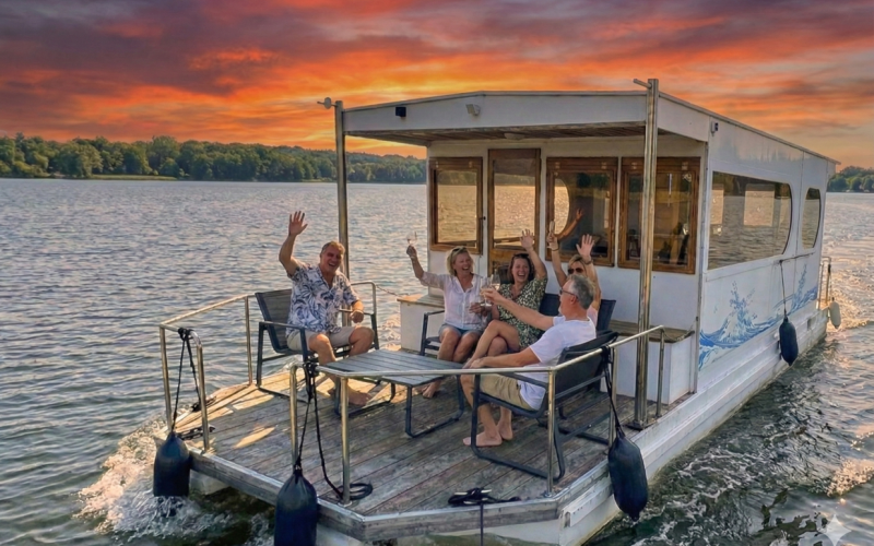 Hausboot Private Hausboot Experience mit Skipper Bild 1