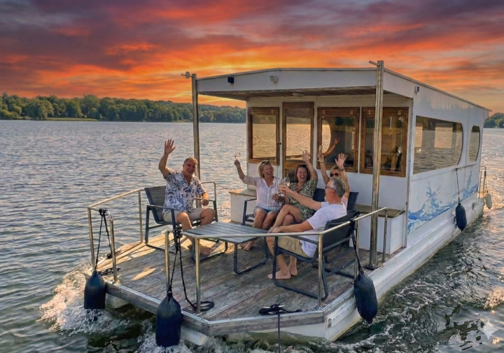 Hausboot Private Hausboot Experience mit Skipper Bild 1
