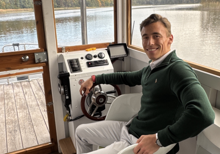 Hausboot Private Hausboot Experience mit Skipper Bild 8