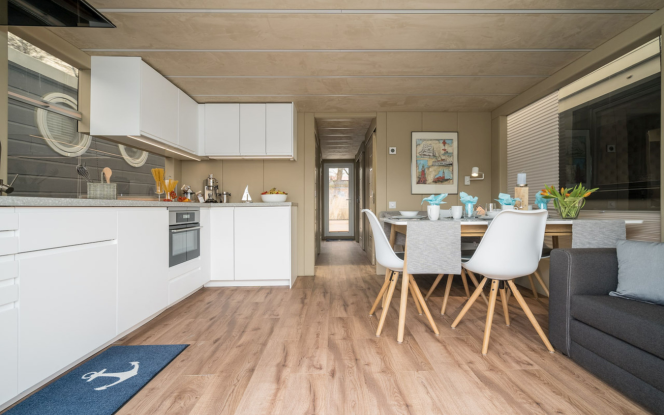 Hausboot Seensucht | UAB Houseboat LT Trimaran Houseboat 4300 Bild 6