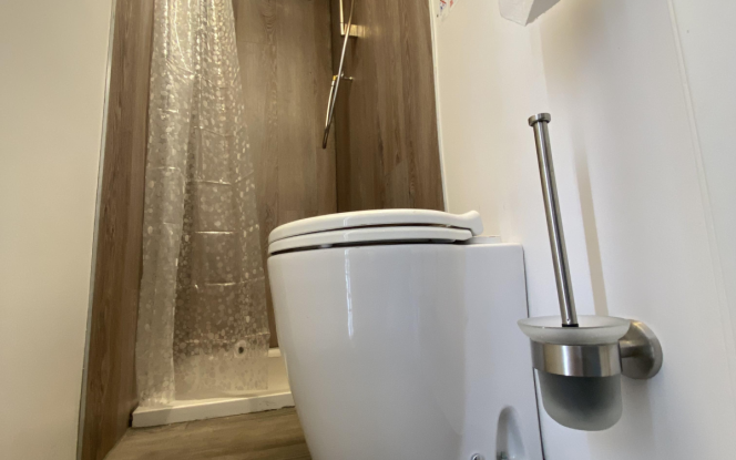 Hausboot Treibholz Schwerin Bild 7