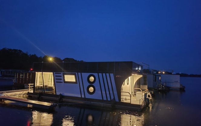 Hausboot Undine | 1st Class Bild 2