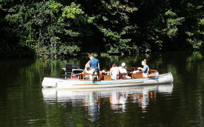 Kanu Solarboot Bild 3