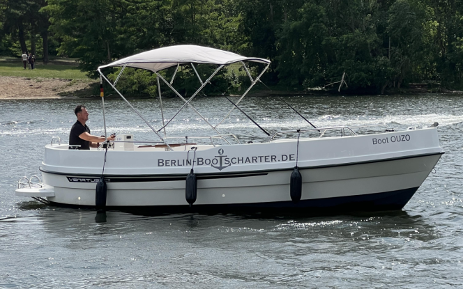 Motorboot 10 Personen Boot Ouzo Bild 1