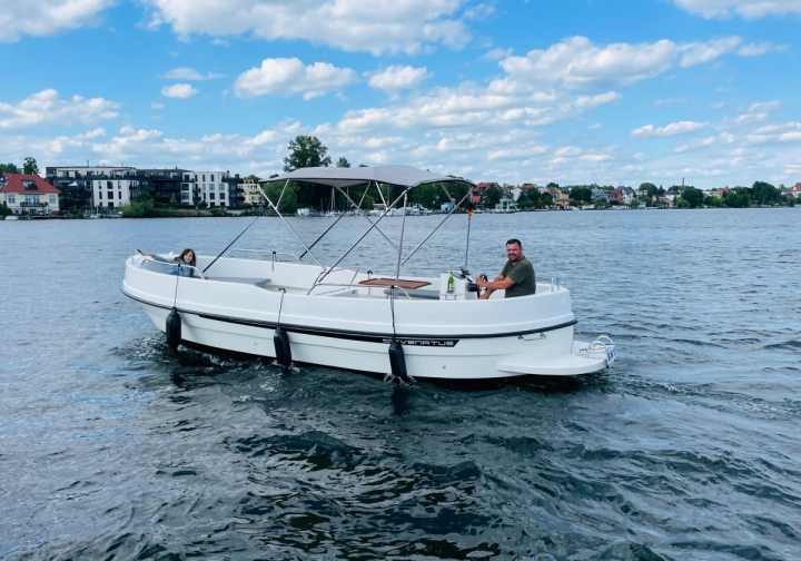 Motorboot 10 Personen Boot Ouzo Bild 2