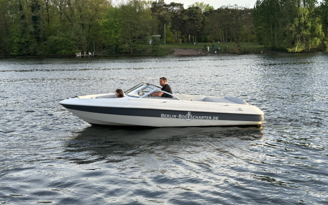 Motorboot 6 Personen Boot Martini Bild 8