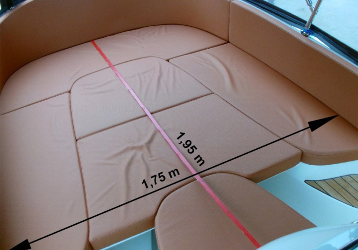 Motorboot 6m Lounge- Motorboot mit 60 PS Honda für 5+1 Personen ab 142 ? für 3 Stunden Bild 8