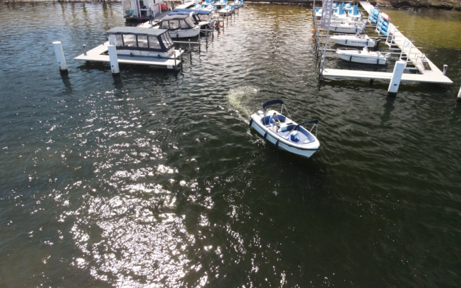 Motorboot Admiral 525 Retro Bild 2