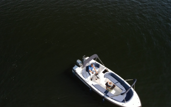 Motorboot Admiral 525 Retro Bild 8