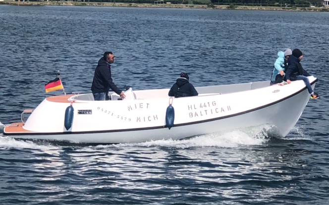 Motorboot Baltica III Bild 2