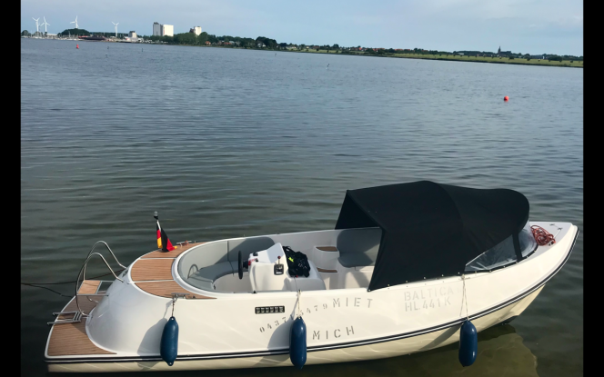 Motorboot Baltica III Bild 3