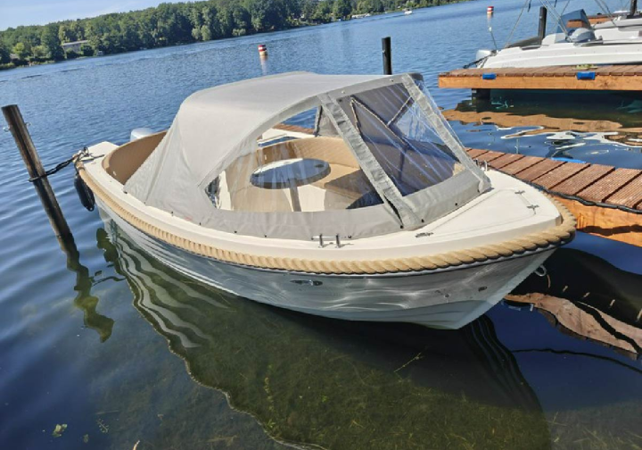 Motorboot ?BARCELONA? Motorboot  / Führerscheinfrei / Grünheide am Peetzsee Bild 1