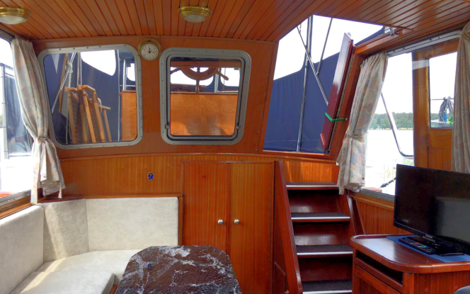 Motorboot BLUE LADY Bild 7