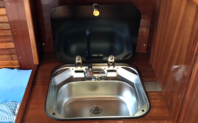 Motorboot BLUE LADY Bild 11