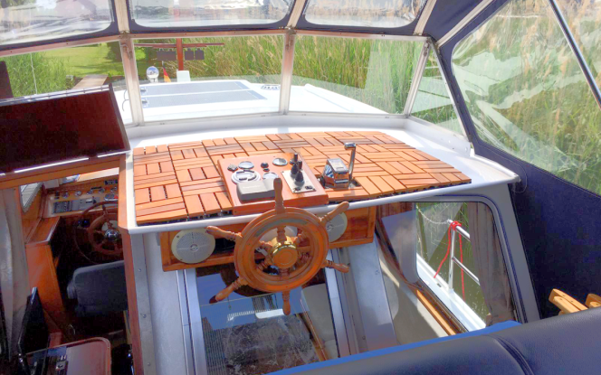 Motorboot BLUE LADY Bild 2