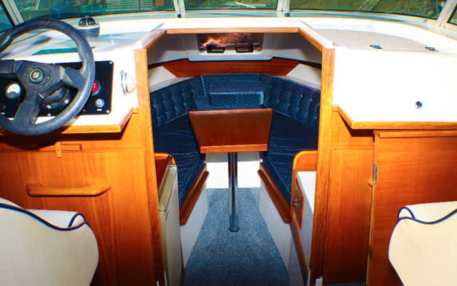 Motorboot Elektroyacht Deltic Bild 5