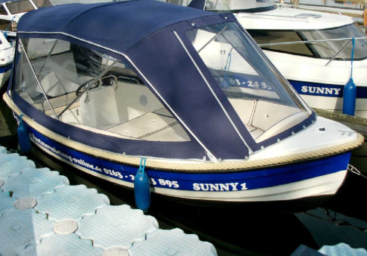 Motorboot führerscheinfreies 15 PS Motorboot Sunny 1 bis 4+1 Pers. ab 91 ? für 3 Stunden Bild 3