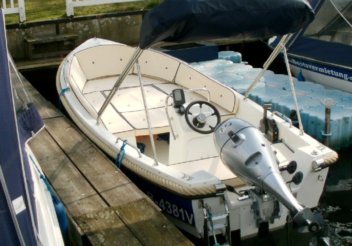 Motorboot führerscheinfreies 15 PS Motorboot Sunny 1 bis 4+1 Pers. ab 91 ? für 3 Stunden Bild 2