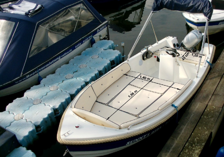 Motorboot führerscheinfreies 15 PS Motorboot Sunny 1 bis 4+1 Pers. ab 91 ? für 3 Stunden Bild 9