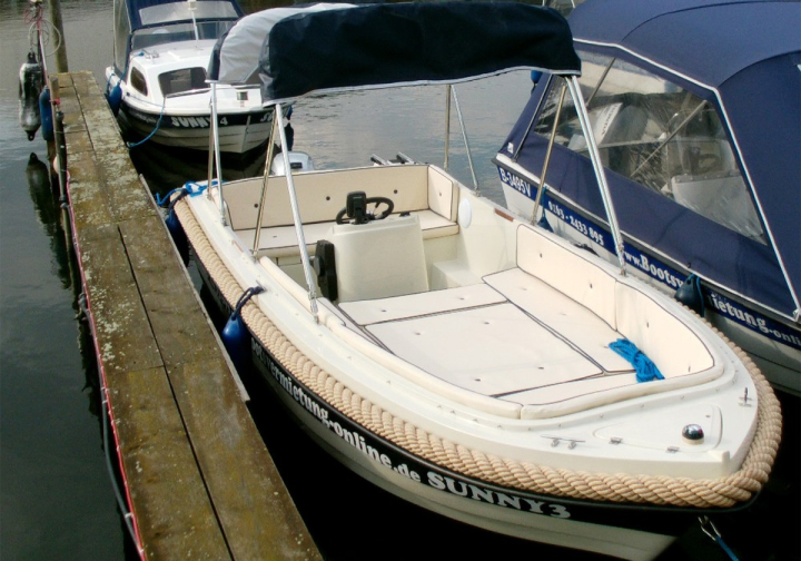 Motorboot führerscheinfreies 15 PS Motorboot Sunny 3 bis 4+3 Pers. ab 96 ? für 3 Stunden Bild 8