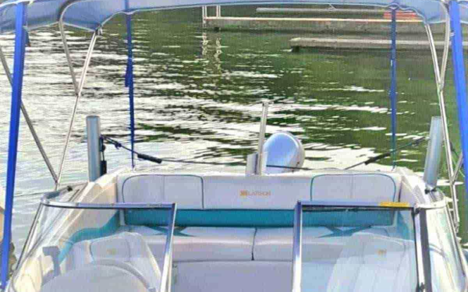 Motorboot Führerscheinfreies Motorboot Bowrider ?Manja? in Berlin Köpenick Grünau mieten Bild 5