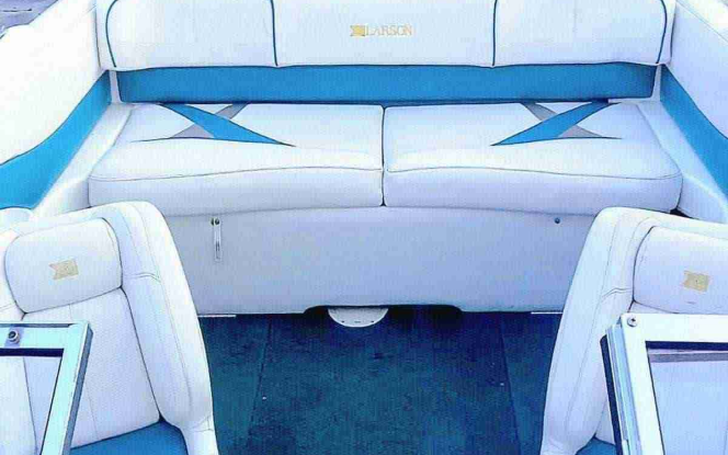 Motorboot Führerscheinfreies Motorboot Bowrider ?Manja? in Berlin Köpenick Grünau mieten Bild 3