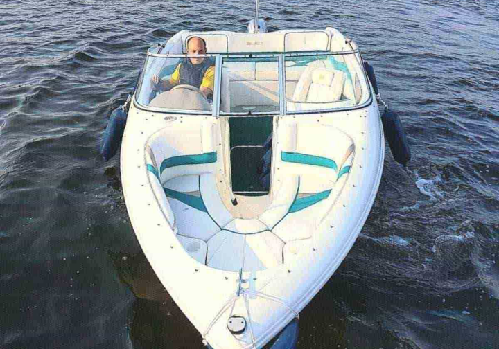 Motorboot Führerscheinfreies Motorboot Bowrider ?Manja? in Berlin Köpenick Grünau mieten Bild 4