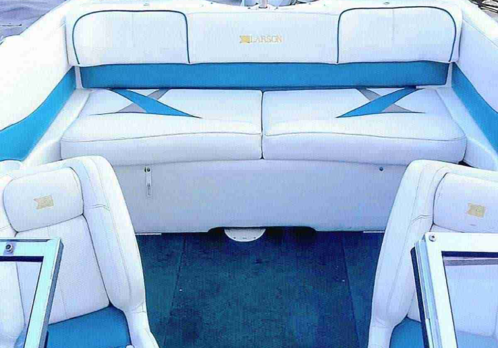 Motorboot Führerscheinfreies Motorboot Bowrider ?Manja? in Berlin Köpenick Grünau mieten Bild 3