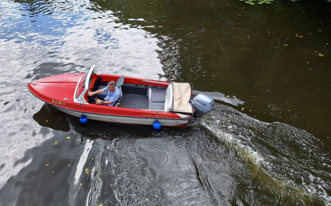 Motorboot Führerscheinfreies Motorboot für 4 Personen - Willy Bild 2