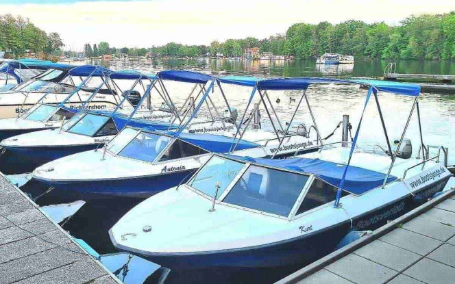 Bateau à moteur Location de bateau à moteur sans permis Lotos à Berlin Köpenick Grünau Image 4