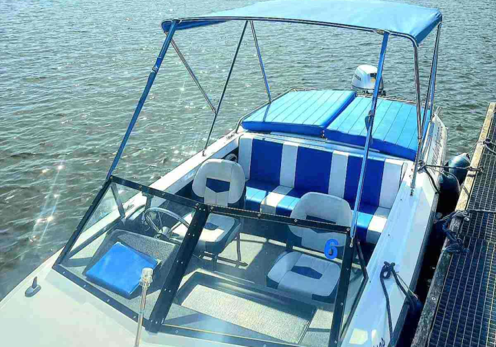 Motorboot Führerscheinfreies Motorboot Lotos mieten in Berlin Köpenick Grünau Bild 2