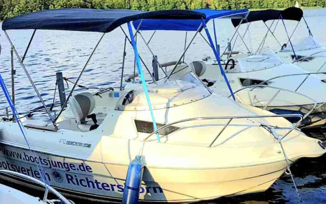 Motorboot Führerscheinfreies Motorboot Quicksilver 470 ”Evi” in Berlin Köpenick Grünau mieten Bild 2