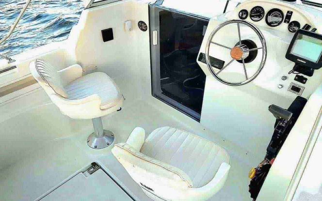 Motorboot Führerscheinpflichtiges Motorboot 90 PS Quicksilver 590 ”Jaqueline” in Berlin Köpenick Grünau mieten Bild 4
