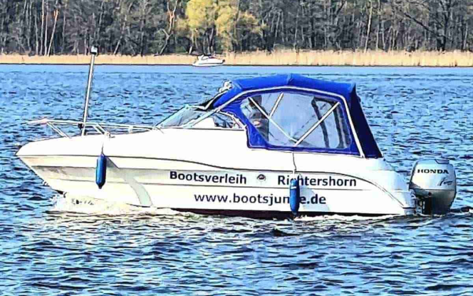 Motorboot Führerscheinpflichtiges Motorboot 90 PS Quicksilver 590 ?Jaqueline? in Berlin Köpenick Grünau mieten Bild 1