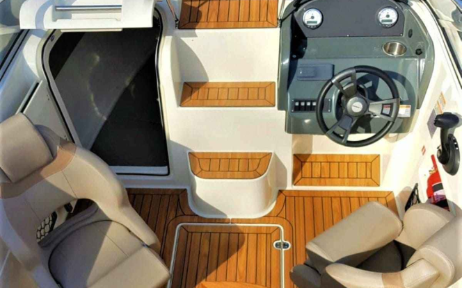 Motorboot Führerscheinpflichtiges Motorboot 90 PS Quicksilver 595 ”Ilse” mieten in Berlin Köpenick Grünau Bild 3