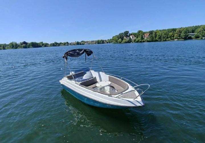 Motorboot ?Lissabon? Motorboot / Führerscheinfrei / Grünheide am Peetzsee Bild 3