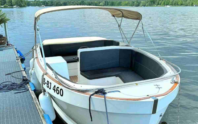 Motorboot Loungeboot Tender 630 ohne Führerschein mieten in Berlin Köpenick Grünau Bild 3