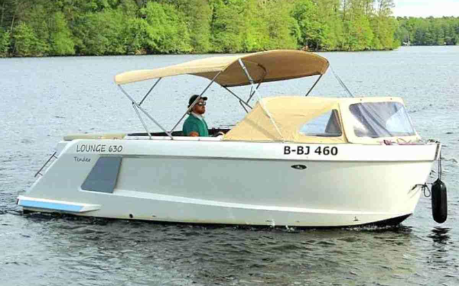 Motorboot Loungeboot Tender 630 ohne Führerschein mieten in Berlin Köpenick Grünau Bild 1