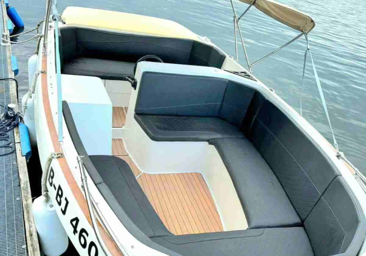 Motorboot Loungeboot Tender 630 ohne Führerschein mieten in Berlin Köpenick Grünau Bild 5