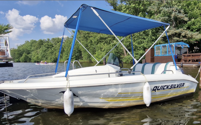 Motorboot Motorboot Flipper 15Ps Fuehrerscheinfrei Bild 1