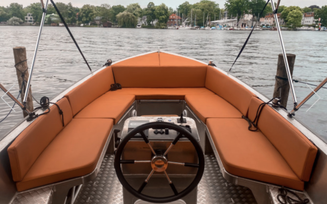 Motorboot MYTHOS - Führerscheinfrei ? 8 Personen ? Elektroboot Bild 2